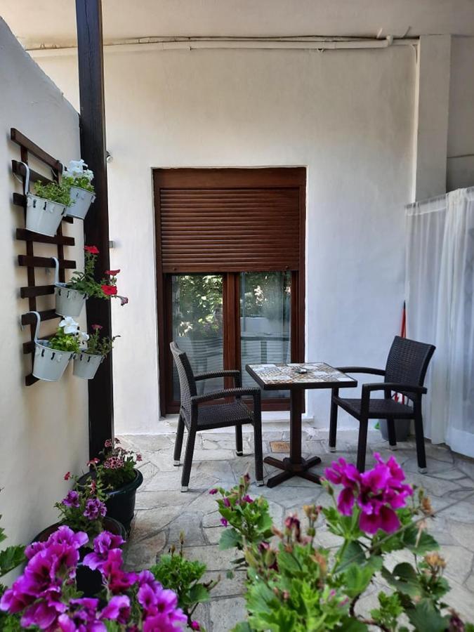 Αργω Aparthotel Kala Nera Exterior photo